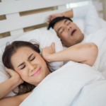 Ronquidos y dificultad para respirar durante el sueño