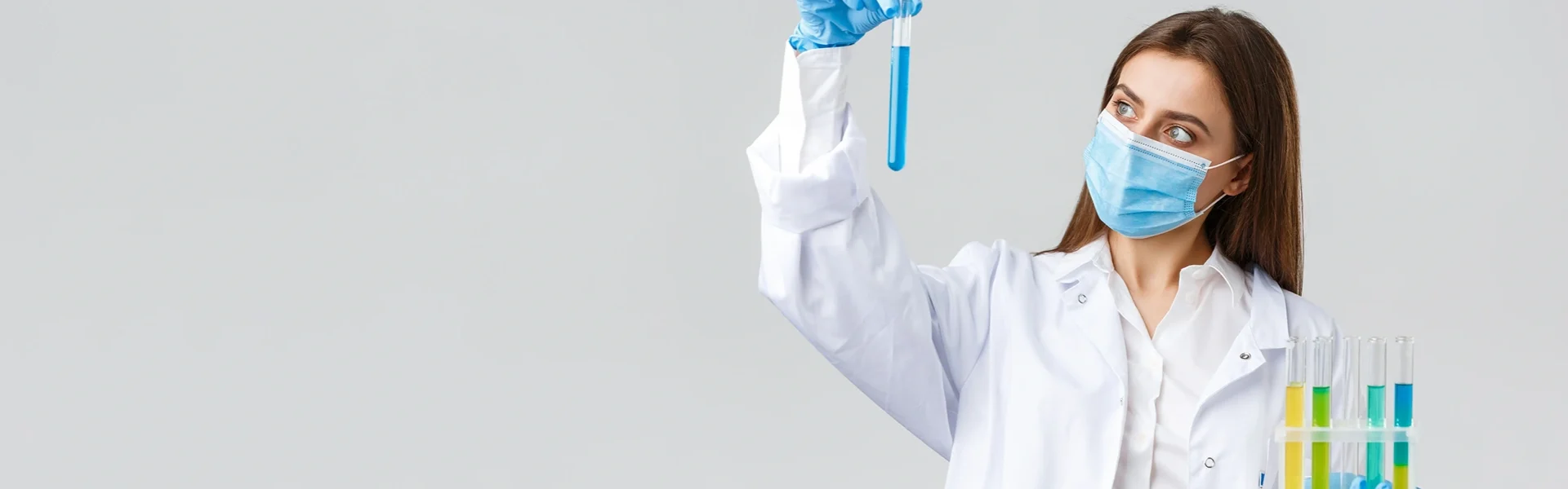 healthcare-workers-clinic-lab